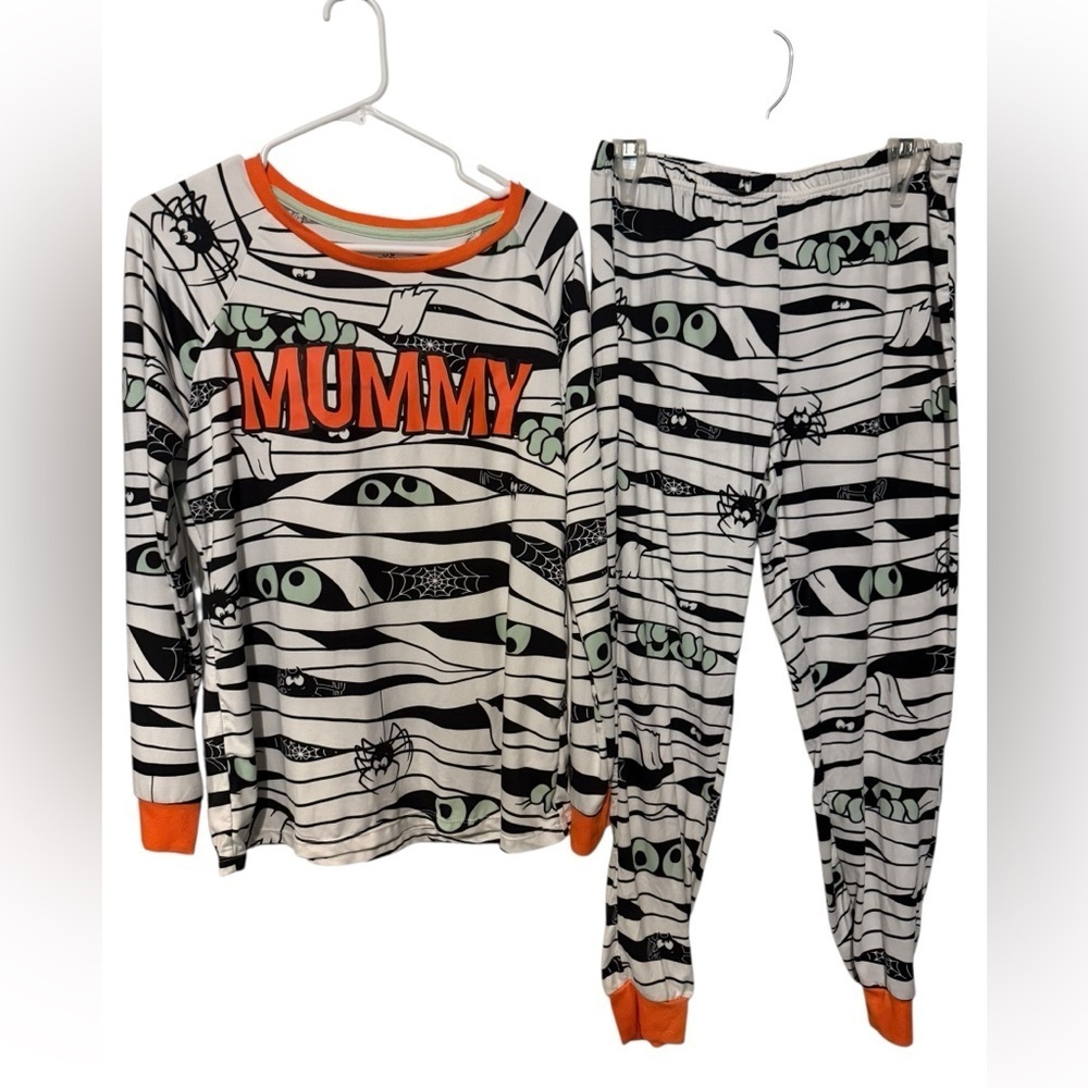 Womens Halloween Mummy Pajamas 2 piece set- Orange and Black Size Med EUC
